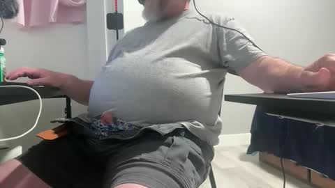 Allergictolove online show from March 2026 12:36:02 AM