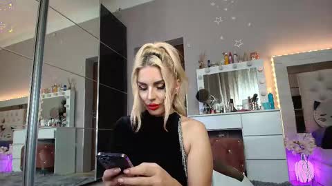 Snapshot of allesya23 chatting on September 2025 07:03:01 PM onlyfansallesya23 online show from September 2025 07:03:01 PM