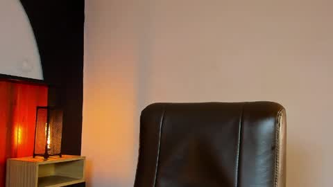 Allex online show from April 2026 06:48:02 PM