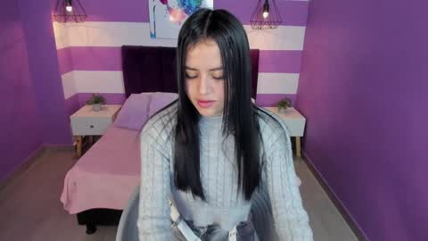 Snapshot of alli_cooper chatting on December 2024 01:33:02 PM Ali online show from December 2024 01:33:02 PM