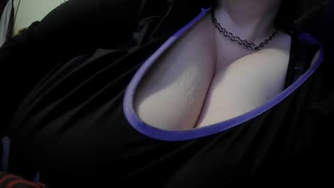 Alli Kat online show from March 2026 12:49:02 PM