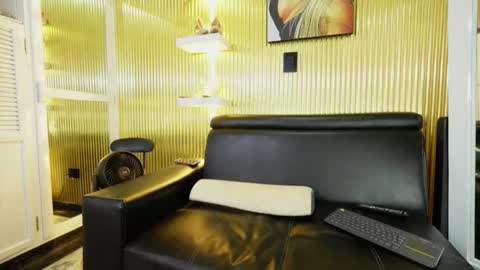 Allice online show from December 2025 08:17:01 PM