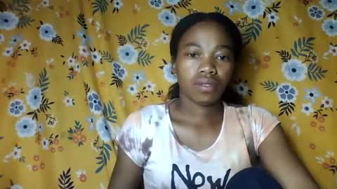 Snapshot of alliciax632770q chatting on February 2026 11:42:02 PM alliciax632770q online show from February 2026 11:42:02 PM