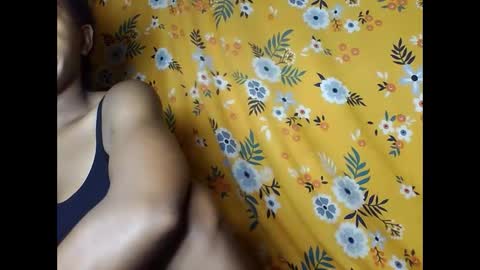 Snapshot of alliciax632770q chatting on April 2026 12:33:01 AM alliciax632770q online show from April 2026 12:33:01 AM