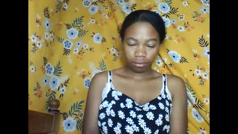 Snapshot of alliciax632770q chatting on April 2026 02:17:02 AM alliciax632770q online show from April 2026 02:17:02 AM