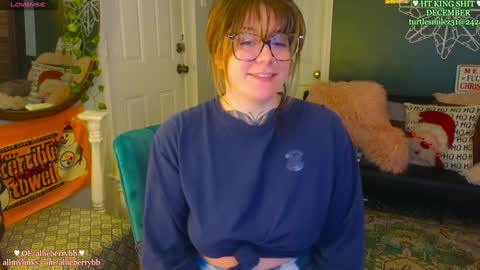 Snapshot of allieberrybb chatting on December 2024 01:45:01 PM  bb  online show from December 2024 01:45:01 PM