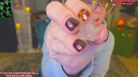 Snapshot of allieberrybb chatting on January 2025 04:19:02 AM  bb  online show from January 2025 04:19:02 AM