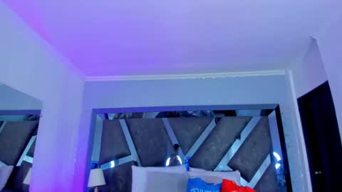 Snapshot of allijadid chatting on March 2025 10:17:01 AM online show from March 2025 10:17:01 AM