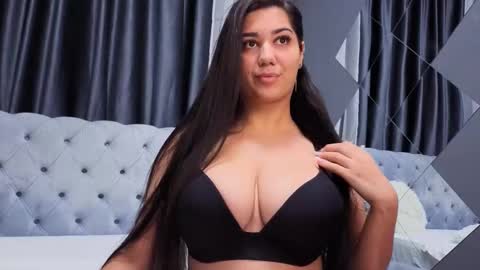 Snapshot of allison_karter chatting on September 2025 05:45:02 AM Allison online show from September 2025 05:45:02 AM