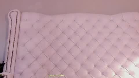Allison Owenns online show from May 2026 04:18:01 AM