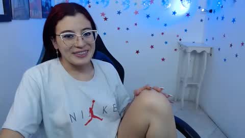 Snapshot of allisonlove_88 chatting on January 2025 05:48:01 AM ALLISON online show from January 2025 05:48:01 AM