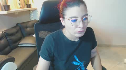 Snapshot of allisonlove_88 chatting on March 2025 07:13:02 AM ALLISON online show from March 2025 07:13:02 AM