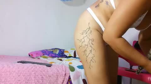 Snapshot of allisonnjones chatting on December 2025 02:16:02 AM allisonnjones online show from December 2025 02:16:02 AM