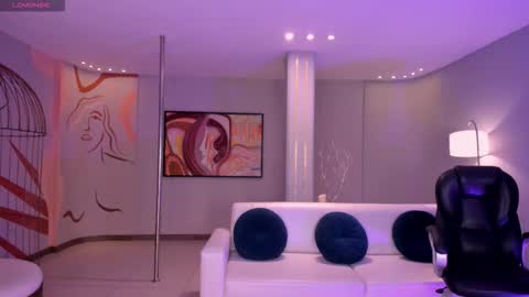 Allison Rogers online show from December 2025 03:59:01 AM