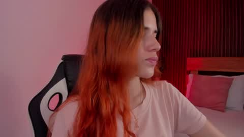 Snapshot of alliss_ginger_ chatting on July 2026 09:32:02 PM A L L I S S online show from July 2026 09:32:02 PM