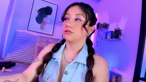 Aleja online show from January 2025 08:09:01 PM