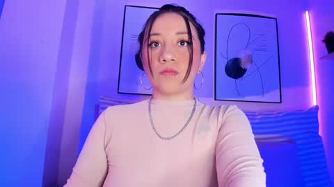 Aleja online show from February 2025 08:33:01 PM