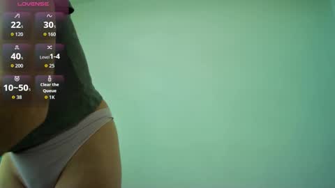 Snapshot of allisson_rose chatting on February 2026 04:45:02 PM Alli online show from February 2026 04:45:02 PM