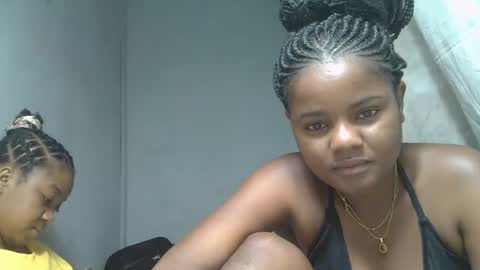 allizida01 online show from January 2026 06:11:01 PM