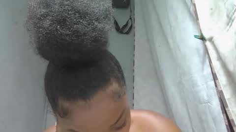 allizida01 online show from January 2026 06:22:02 PM