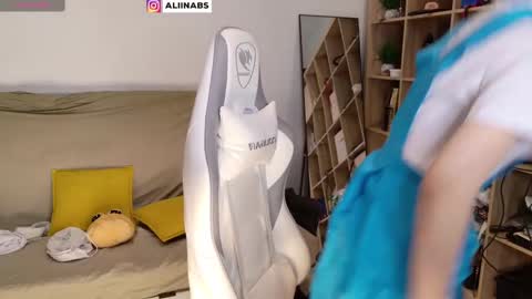 Snapshot of alllinaeve chatting on March 2025 04:00:02 PM Alina online show from March 2025 04:00:02 PM