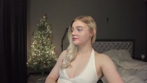 ALOTROPP NOT BABY online show from January 2025 07:44:02 PM