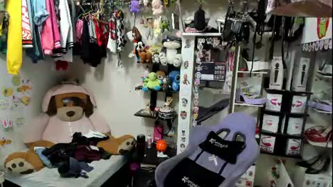 allsson_miller online show from July 2026 08:33:01 PM