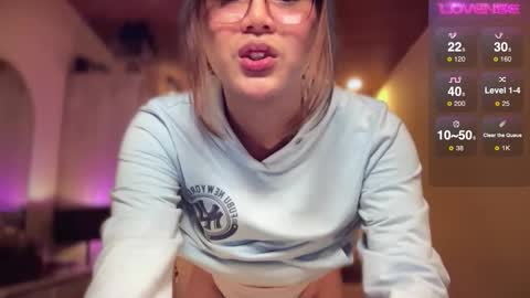 Snapshot of alluringallison chatting on January 2026 07:54:01 AM Allison online show from January 2026 07:54:01 AM