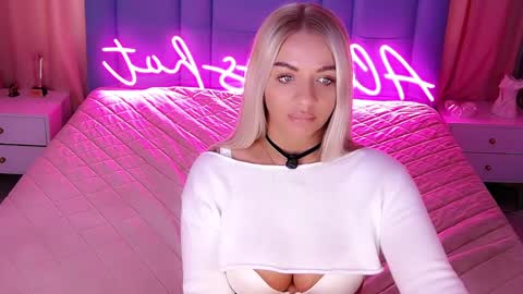 AlwaysHot online show from April 2026 05:30:01 AM