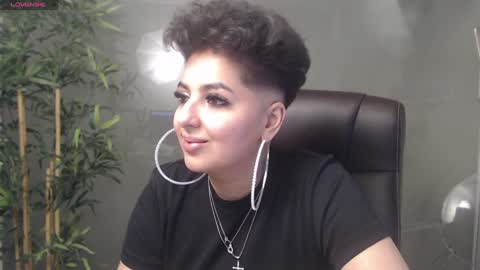         online show from December 2024 01:27:01 AM