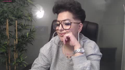         online show from January 2025 10:54:01 PM