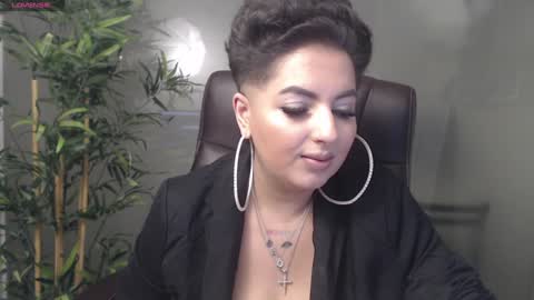         online show from January 2025 10:48:01 PM