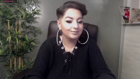         online show from February 2025 10:13:01 PM