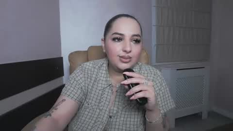 Snapshot of allyiah chatting on June 2026 06:43:01 PM online show from June 2026 06:43:01 PM