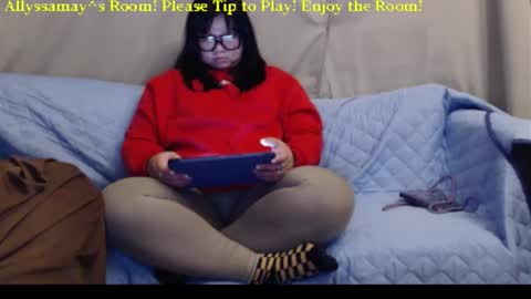 Allyssamay online show from March 2026 04:18:01 AM