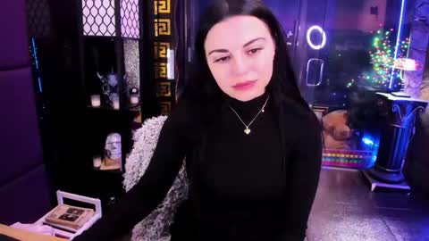 Snapshot of alma_pearl chatting on June 2026 09:20:01 AM Alma online show from June 2026 09:20:01 AM