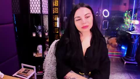Snapshot of alma_pearl chatting on June 2026 08:26:02 AM Alma online show from June 2026 08:26:02 AM