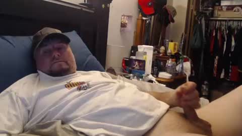 Snapshot of almostheaven chatting on January 2026 03:23:02 AM almostheaven online show from January 2026 03:23:02 AM