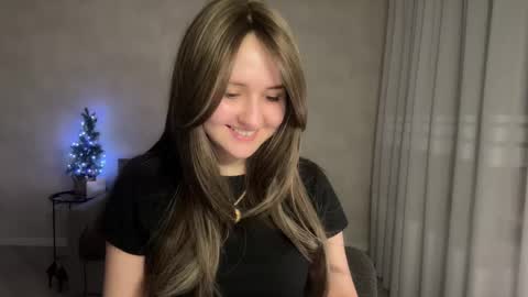 Anna online show from January 2026 04:44:01 PM