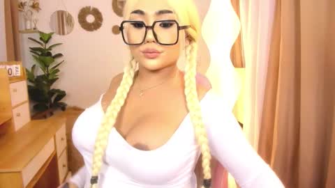 Snapshot of alodiacums chatting on January 2026 10:12:02 PM alodia x princess online show from January 2026 10:12:02 PM