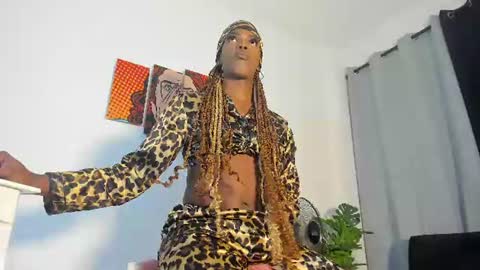 Snapshot of alondra_bigcockxxx chatting on July 2026 01:19:01 AM alondra online show from July 2026 01:19:01 AM