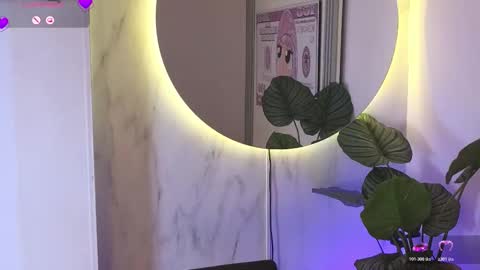 alondra_king online show from March 2026 06:08:02 AM