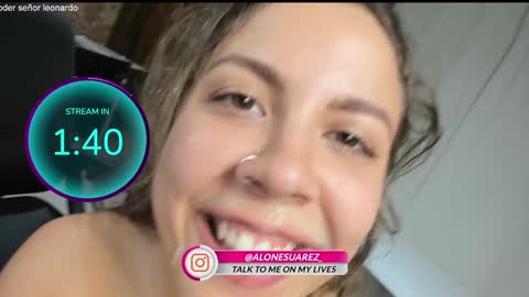 Alondra Suarez online show from October 2025 04:09:01 PM