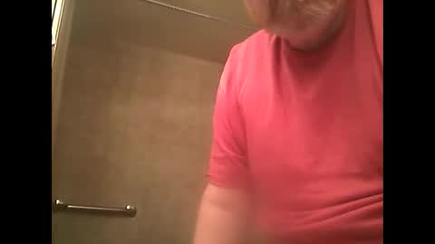 Loooopy online show from February 2025 02:02:01 PM