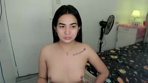 Snapshot of alovelydollnica chatting on November 2025 10:56:02 PM alovelydollnica online show from November 2025 10:56:02 PM