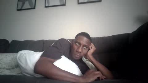 Snapshot of aloysiuz chatting on June 2026 11:19:02 AM Aloysius online show from June 2026 11:19:02 AM