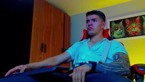 alpha_dominus_ online show from September 2025 03:52:02 AM