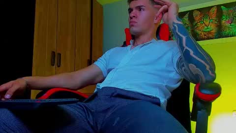 alpha_dominus_ online show from September 2025 02:26:02 AM