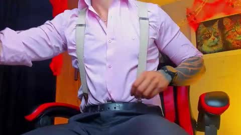 alpha_dominus_ online show from October 2025 03:18:01 AM