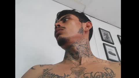 Alpha Zom online show from April 2026 06:39:01 PM